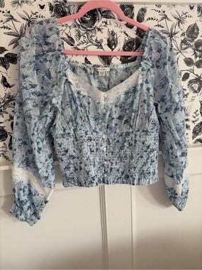 American Eagle Outfitters Light Blue Floral Smocked Peasant Blouse